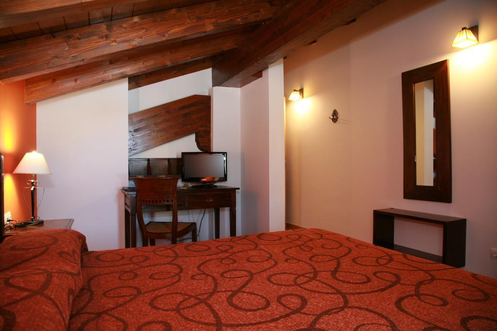 Agroturismo La Casa Vieja Maturana Habitación foto